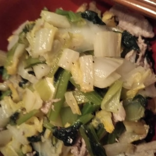 白菜と小松菜と豚肉の酒蒸し炒め